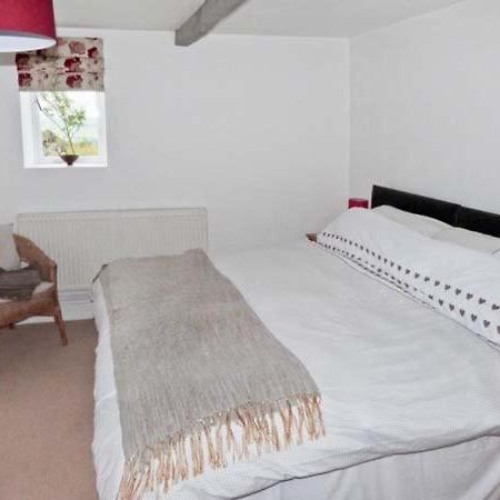 Knowle Lodge Mytholmroyd المظهر الخارجي الصورة